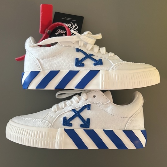 Off-White in box 📦 white & blue (unisex ) size 29 - Picture 2 of 7
